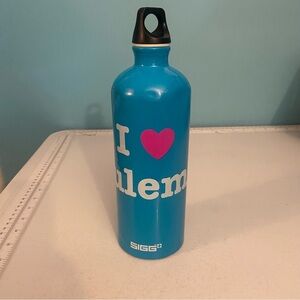 🛍️3/$30 Lululemon “I‎ 🩷 Lululemon” blue metal  water bottle
